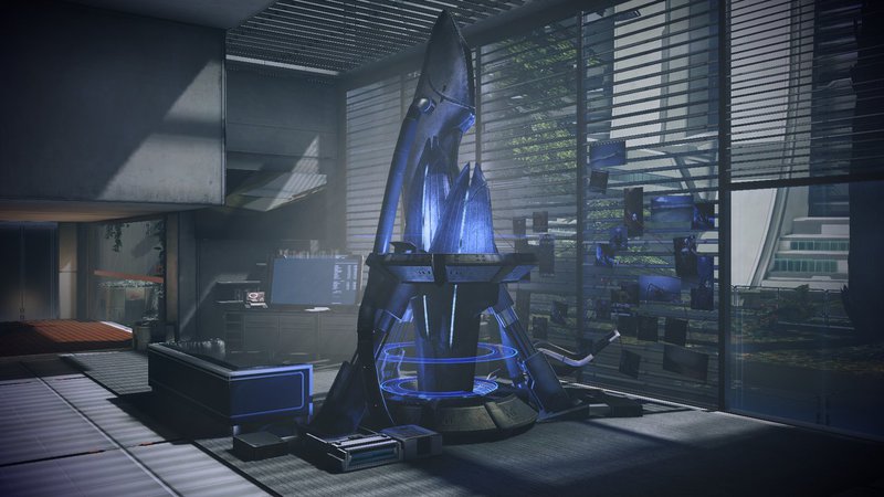 Mass Effect 3 Leviathan Reaper Sovereign Statue